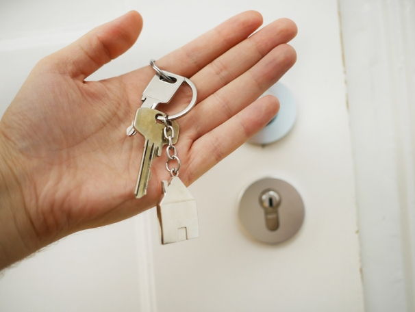 https://JaniceB.StopRentingStartOwning.net